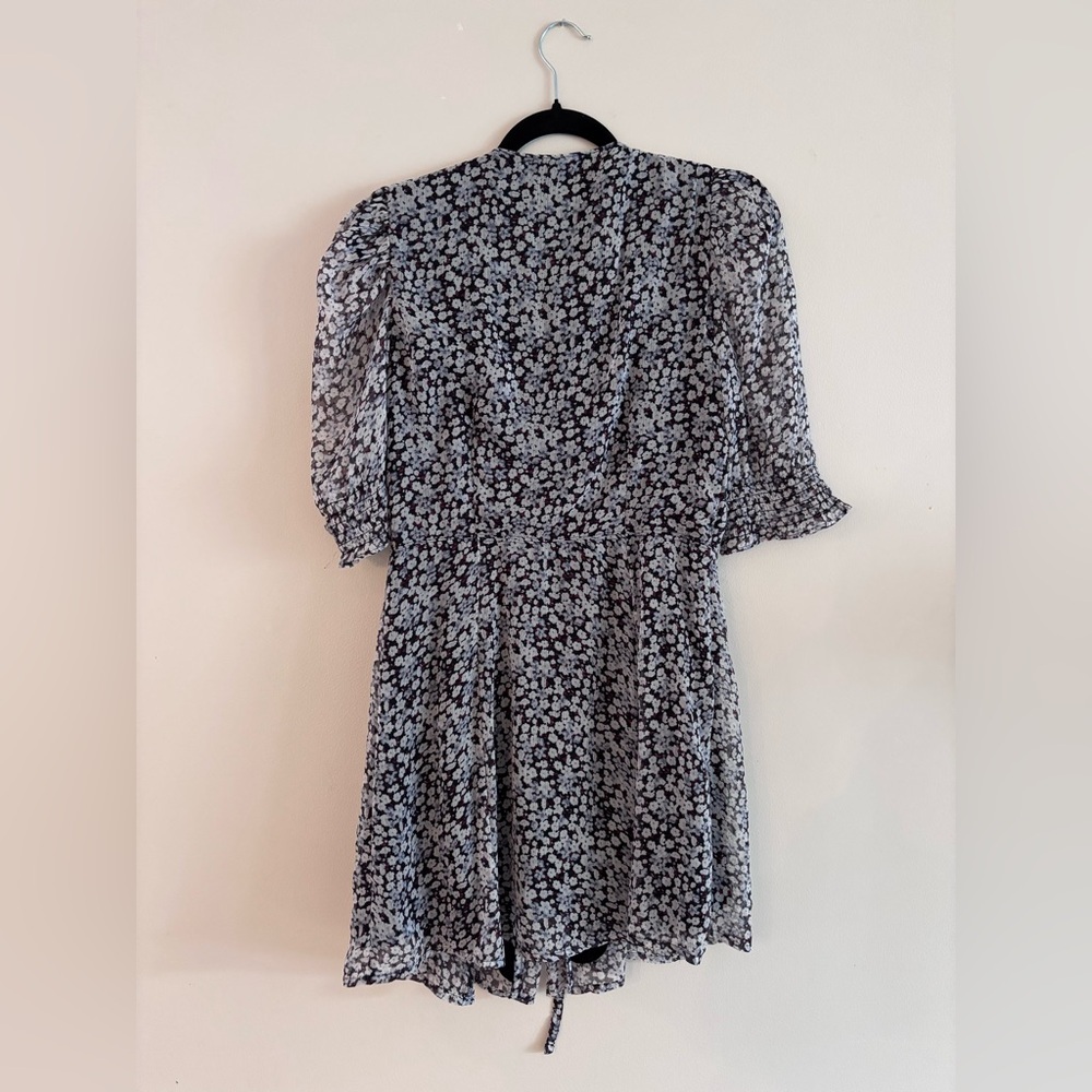 Abercrombie and Fitch Floral Tie-Front duster, Size small - Picture 2 of 4